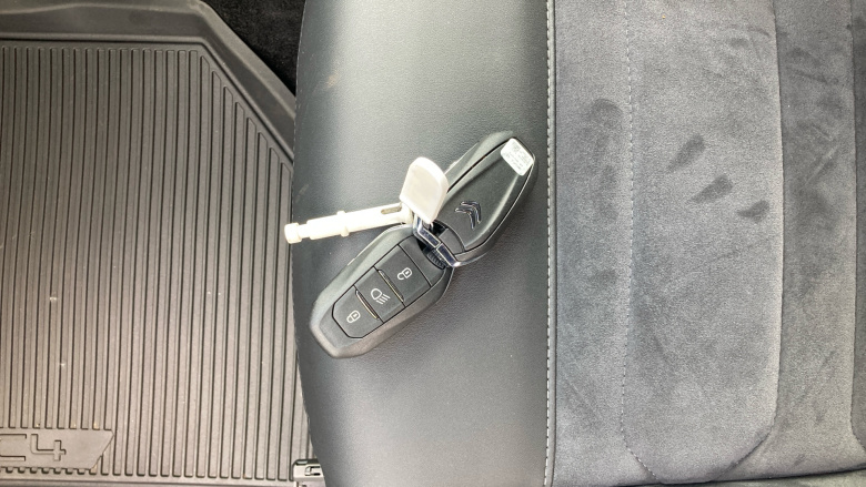 Citroen C4 X 1.2 PureTech [130] Max 4dr EAT8 Petrol Saloon